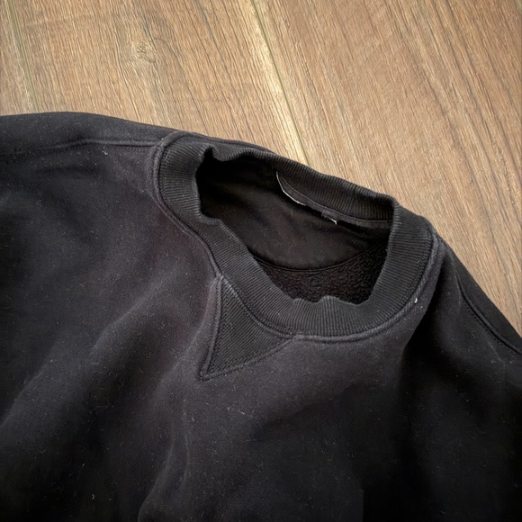Aritzia Cozy Sweatfleece Perfect Crew Sweatshirt - Picture 4 of 4